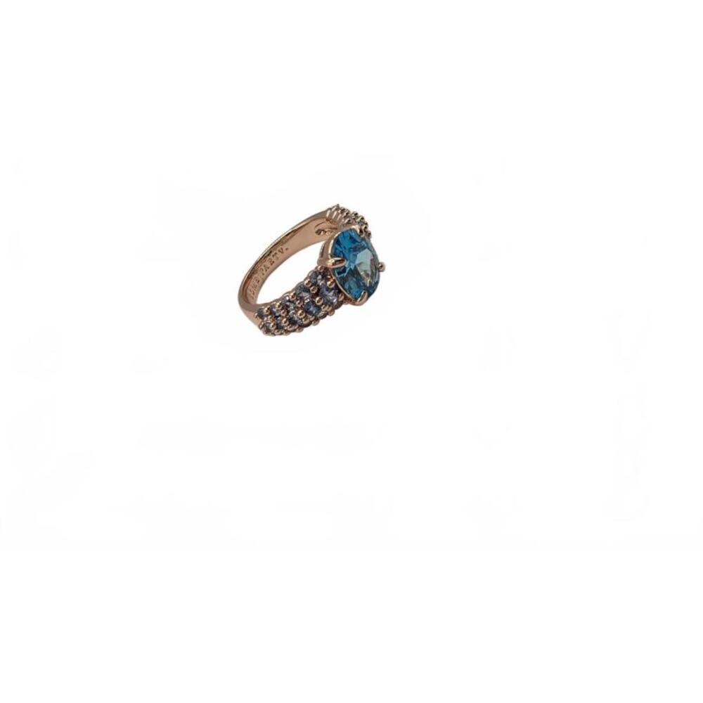 Elegant Blue Topaz Ring with Silver Accents Size 7 - Picture 6 of 7